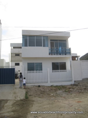 ecuador beach condo
