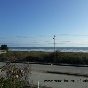 This beautiful lot with direct beach access, situated at the entrance to the village of Canoa.