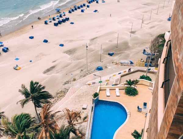 Manta beachfront condo for sale