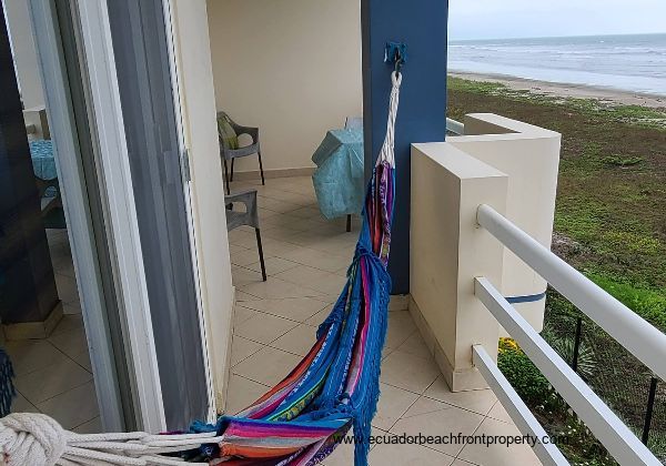 Beachfront condo for sale in Ecuador