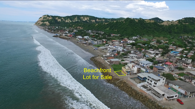 Beachfront land for sale in Ecuador