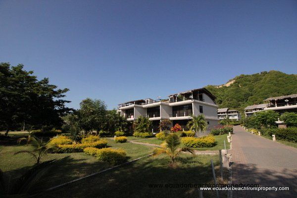 town house in San Clemente with beach access and pool