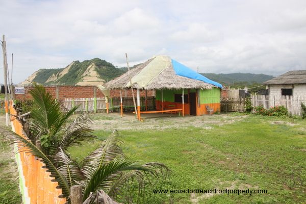 Beachfront lot for sale in Ecuador