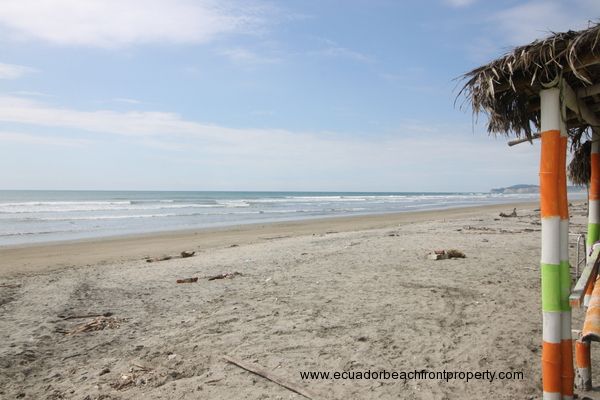 Beachfront land near Canoa