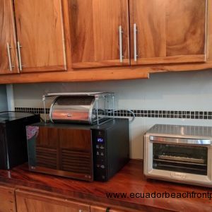 Well-equipped kitchen