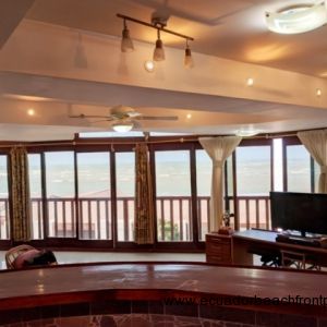 Expansive ocean view from the kitchen bar
