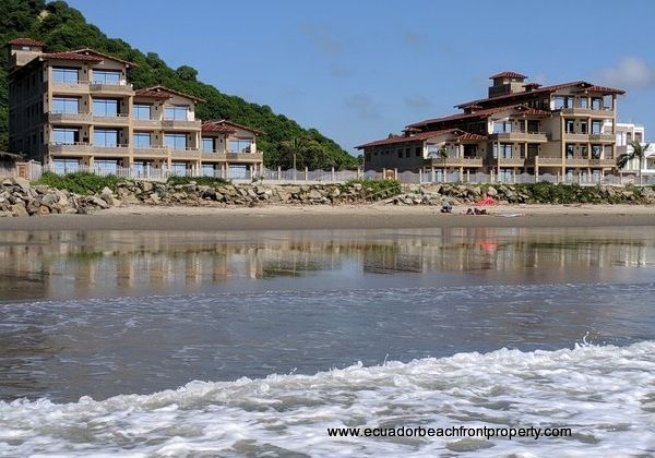 Condo for rent on the beach in Ecuador