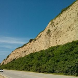 The lot is located off the newly renovated highway connecting Canoa to San Vicente/Bahia.