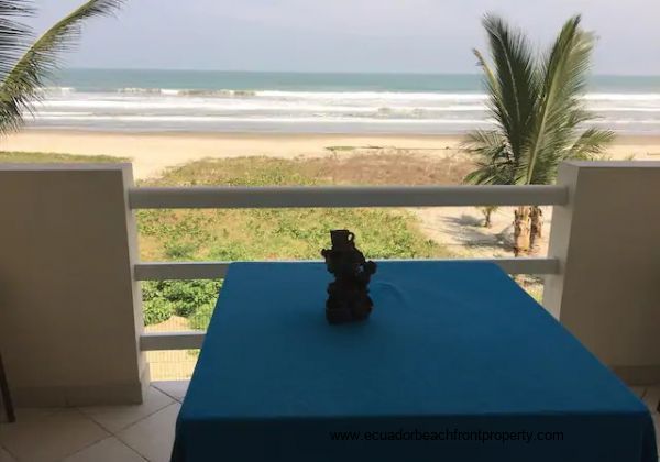 Canoa Ecuador beachfront condo