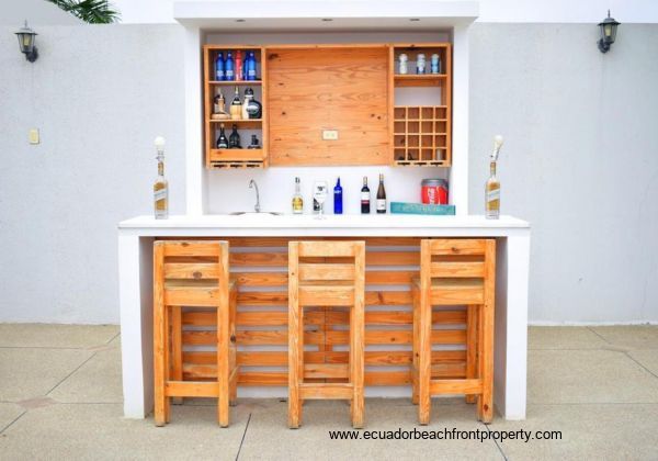 Private Bar
