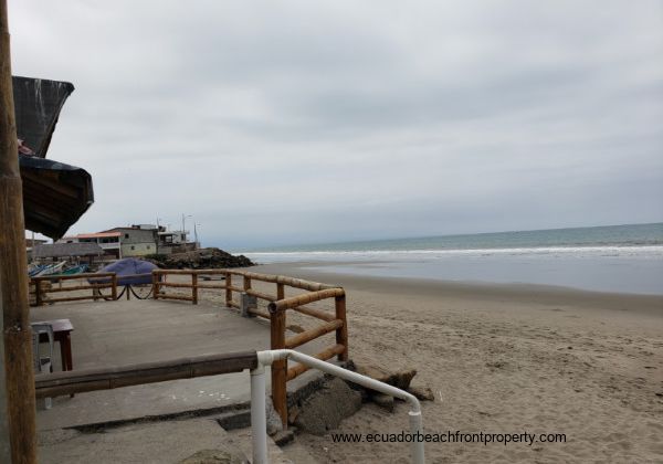 beach at end of road2