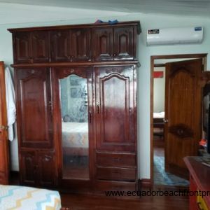 bed4 hardwood furnishings