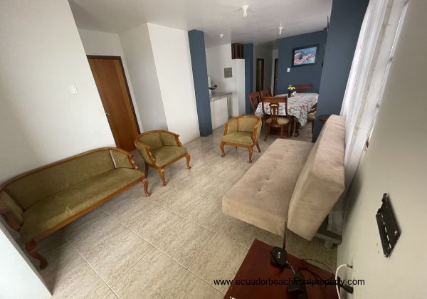 Catch n Relax 3rd Floor Crucita Apartment