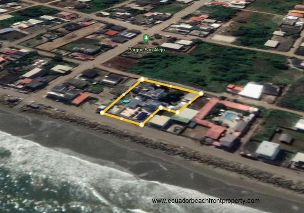 Beachfront hotel for sale in Ecuador