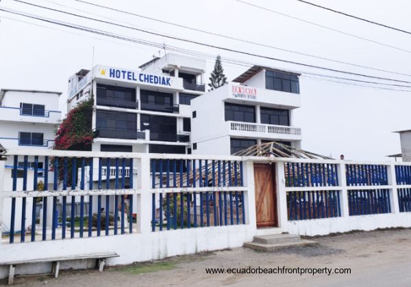 Beachfront hotel for sale in Ecuador