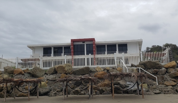 San Clemente beachfront condo