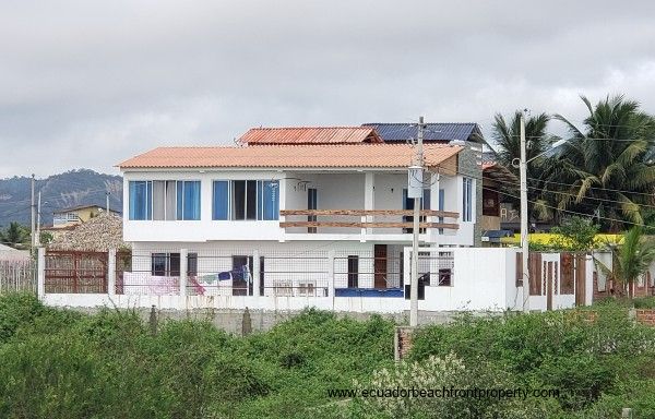 Ecuador home for sale near the beach