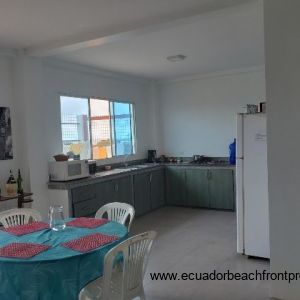 kitchen (1)