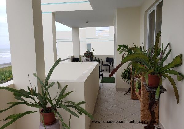 Beachfront condo for sale in Ecuador