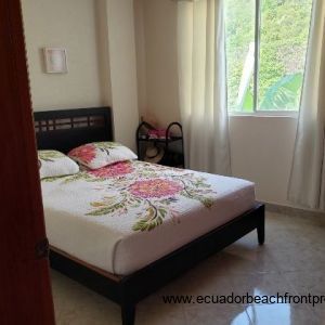 2nd bedroom with cliff views