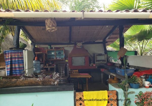 Outdoor kitchen space for campers