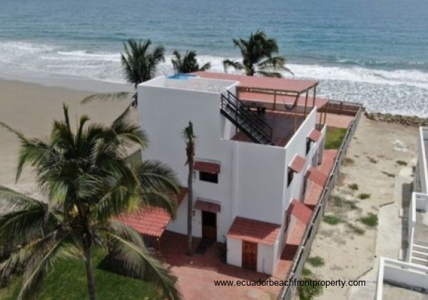 *SOLD* Spacious Oceanfront Lookout