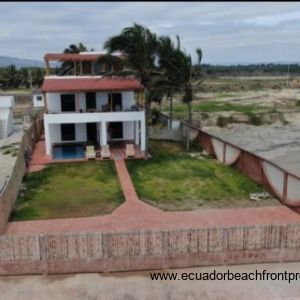 Spacious oceanfront lot