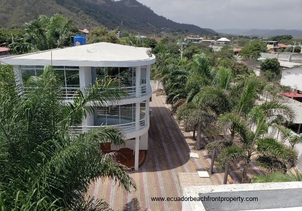 7 Unit Beachfront Condo Complex