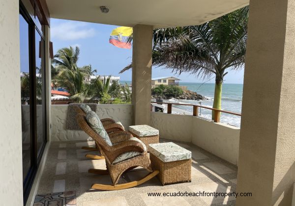 Beachfront condo rental in Ecuador Beachfront condo rental in Ecuador