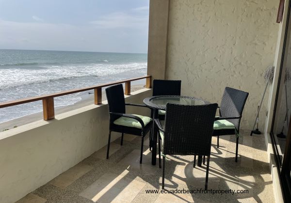 balcony with outdoor seating