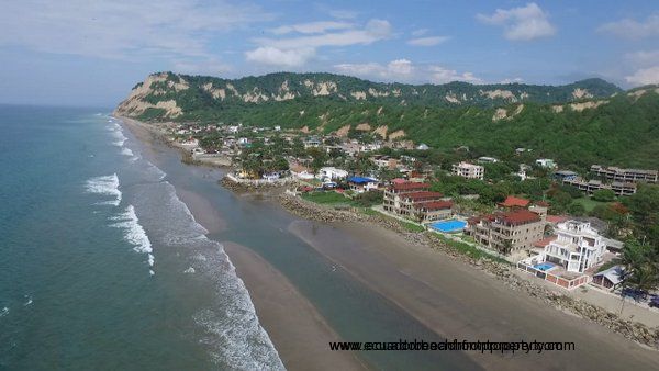 Ensenada del Pacifico condos in San Clemente, Ecuador