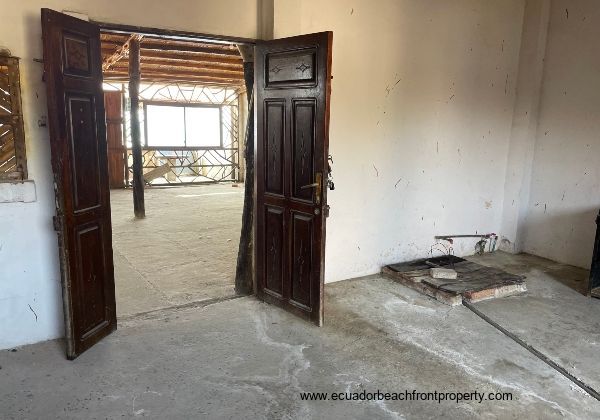 Entrance to balcony from kitchen