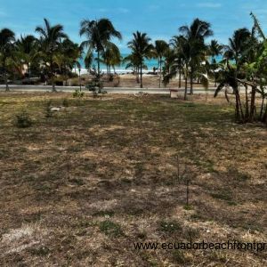 Deep lot with ocean views