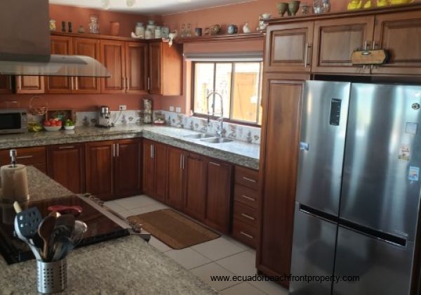 Chef's kitchen