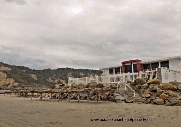 direct beach access