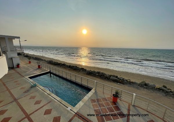 Paradise Beachfront Condo - 3rd Floor