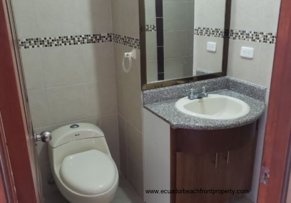 2nd floor guest bath