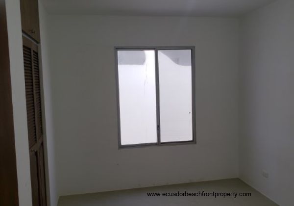2nd floor guest room