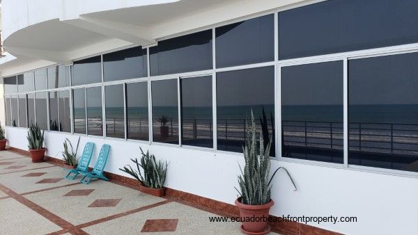 Crucita beachfront condo for sale