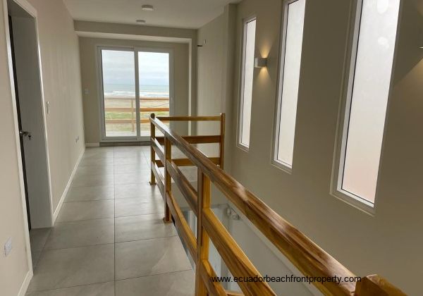 Beachfront house for sale in Ecuador