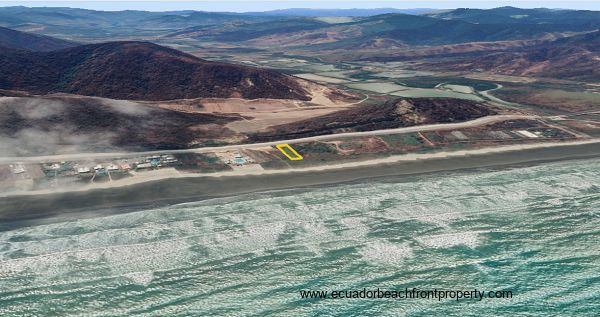 Beachfront land in Ecuador