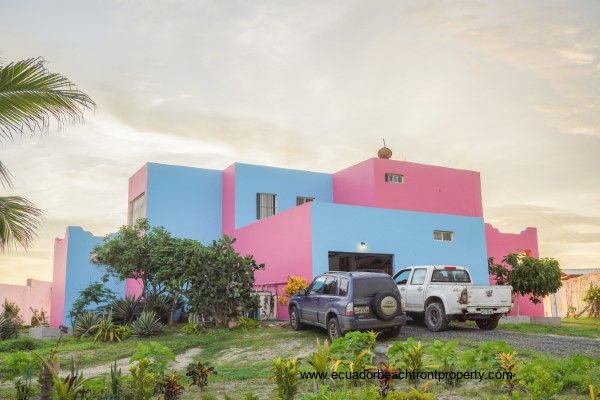Ecuador beachfront home for sale in Crucita