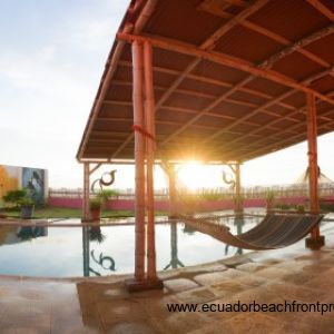 Oceanfront pool