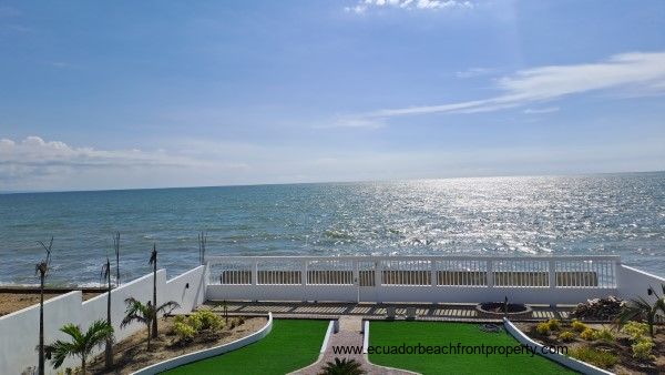 Crucita, Ecuador beachfront real estate