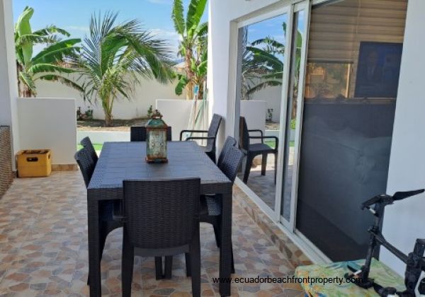 Outdoor dining off the living/dining area