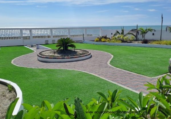 Extensive oceanview lawn