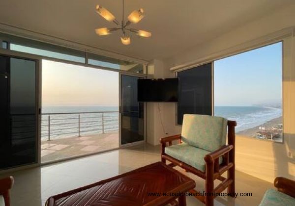 Oceanfront condo for sale in Crucita, Ecuador