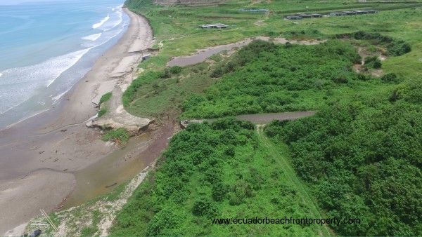 Beachfront land for sale in Ecuador