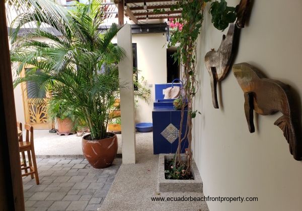 ground level patios (11)