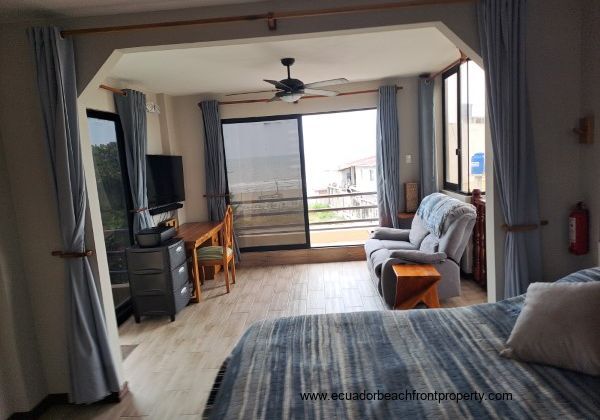master suite (30)